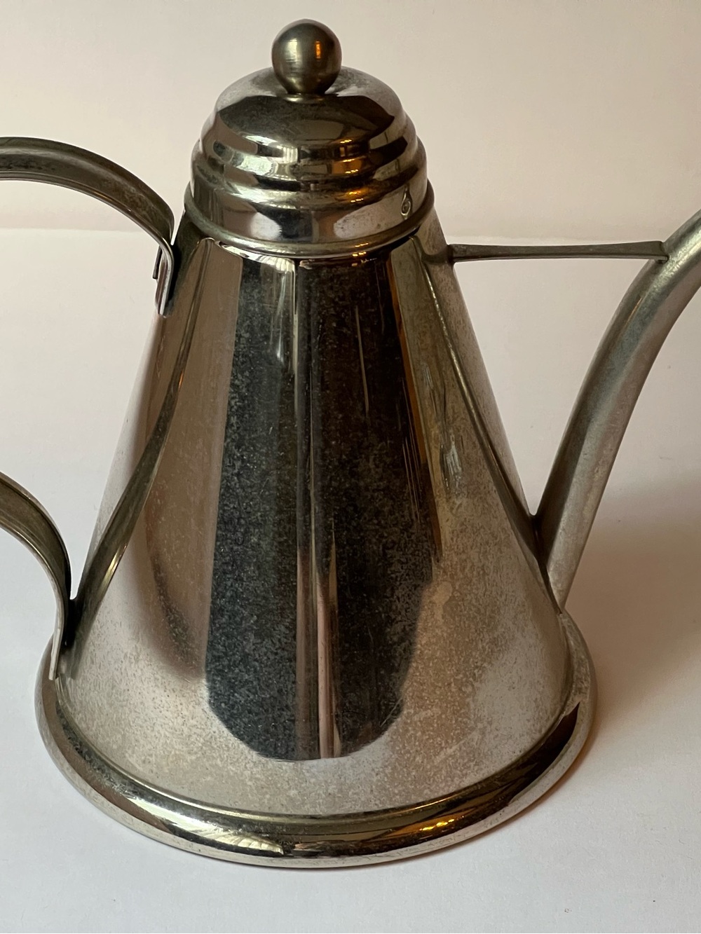 Stainless Steel Vintage “Conica” oil dispenser with lid